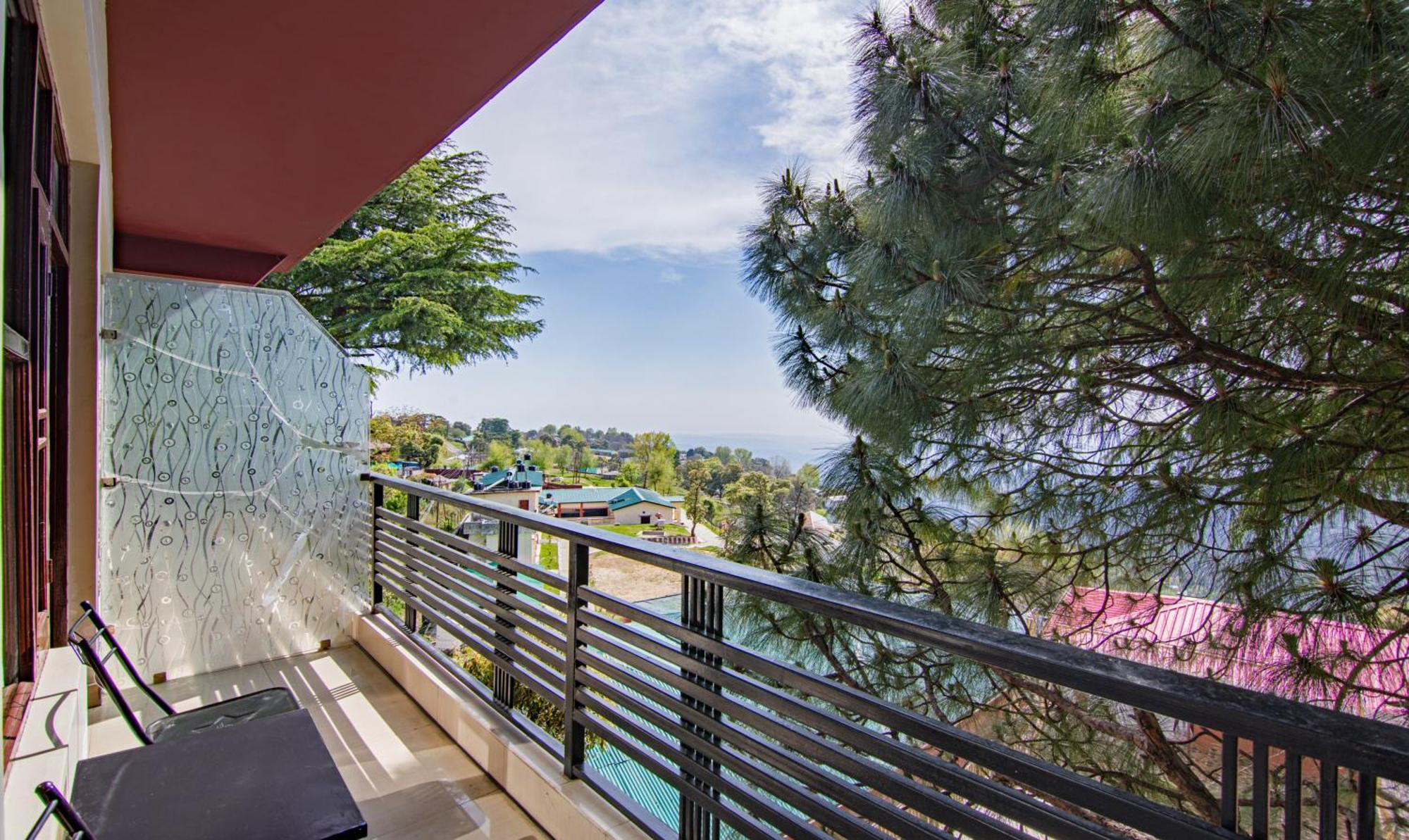 Treebo Roshan House With Valley View マクロード・ガンジ エクステリア 写真