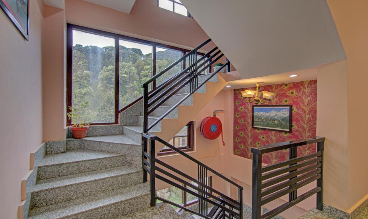 Treebo Roshan House With Valley View マクロード・ガンジ エクステリア 写真